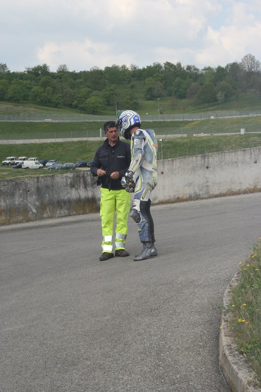 mugello 16-17-04-2011 010.jpg